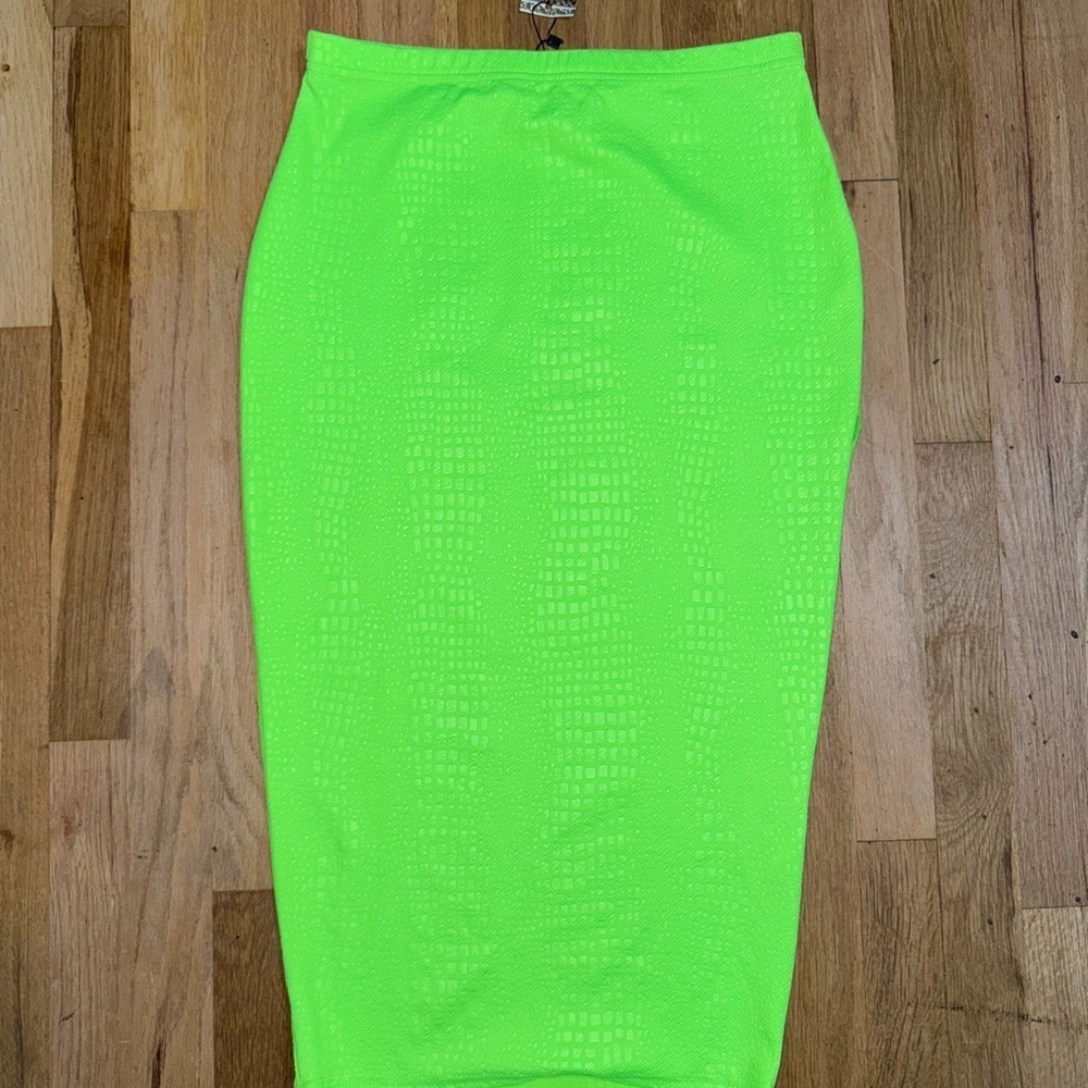 Boohoo Green Ribbed Midi Pencil Skirt for Night Out